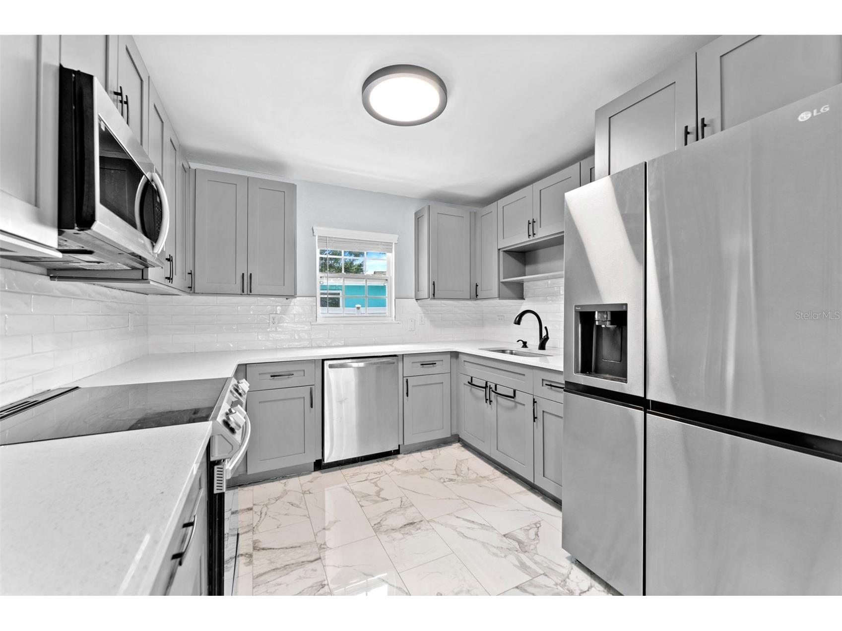 3230 51st Street N Saint Petersburg FL 33710 TB8523797 image7