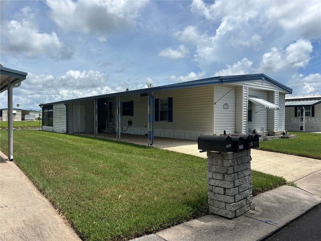 3230 Brewster Drive Holiday FL 34690 TB8413164 image1