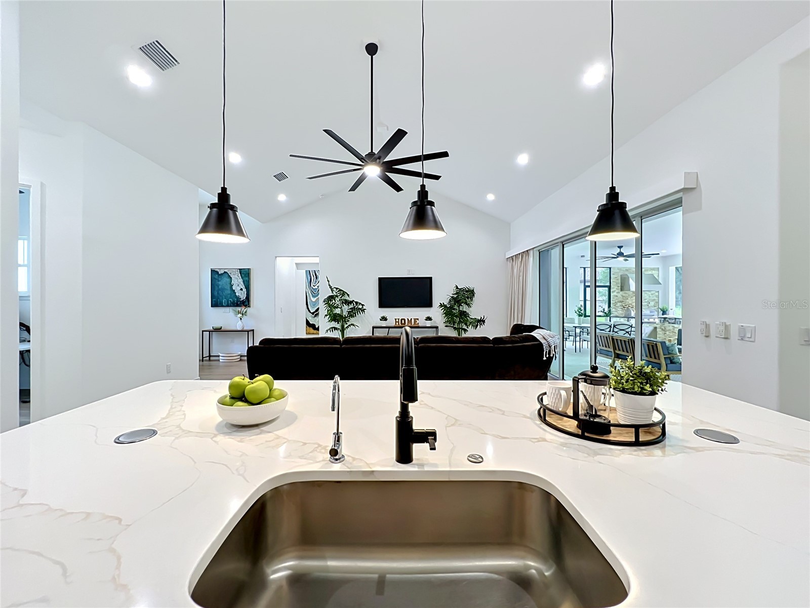 3230 Cavalier Avenue Orlando FL 32833 O6410925 image8