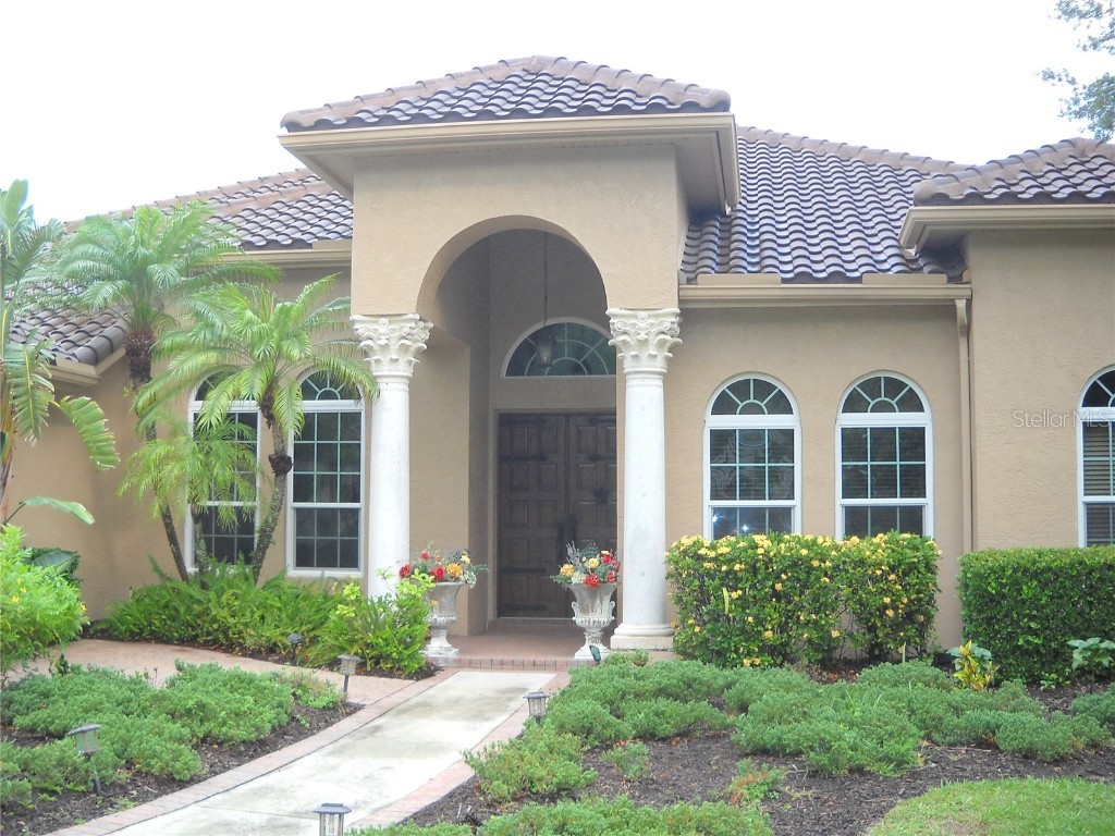 3230 Charles Macdonald Drive Sarasota FL 34240 A4654249 image1