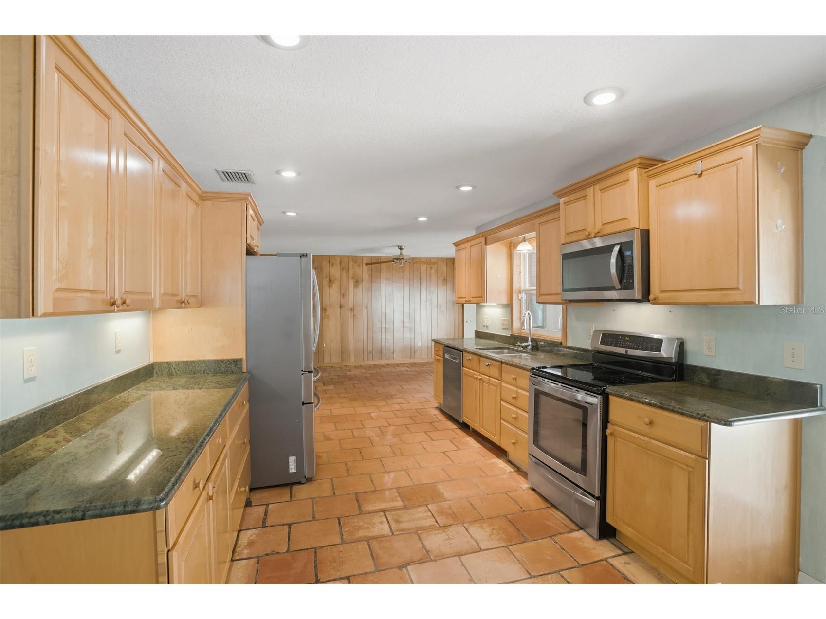 3230 Lake Anderson Avenue Orlando FL 32812 O6401070 image9