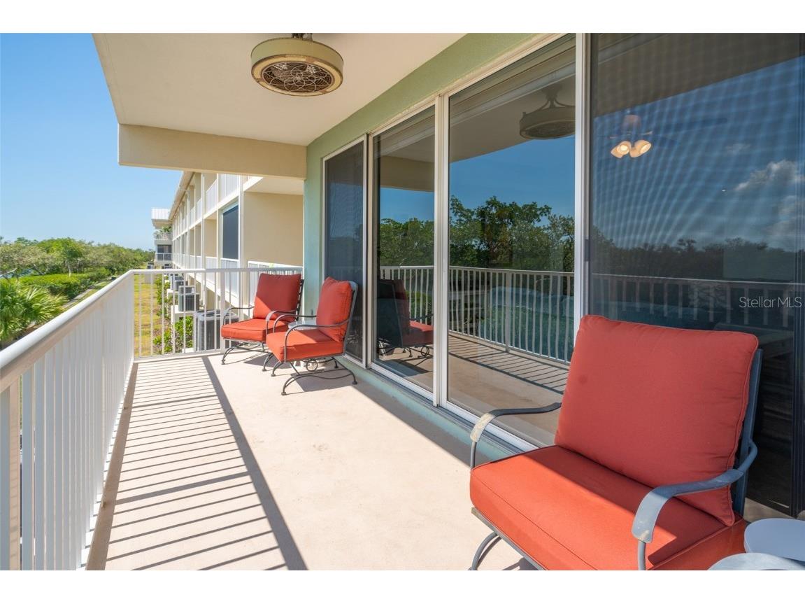 3230 Mangrove Point Drive Ruskin FL 33570 TB8352826 image9