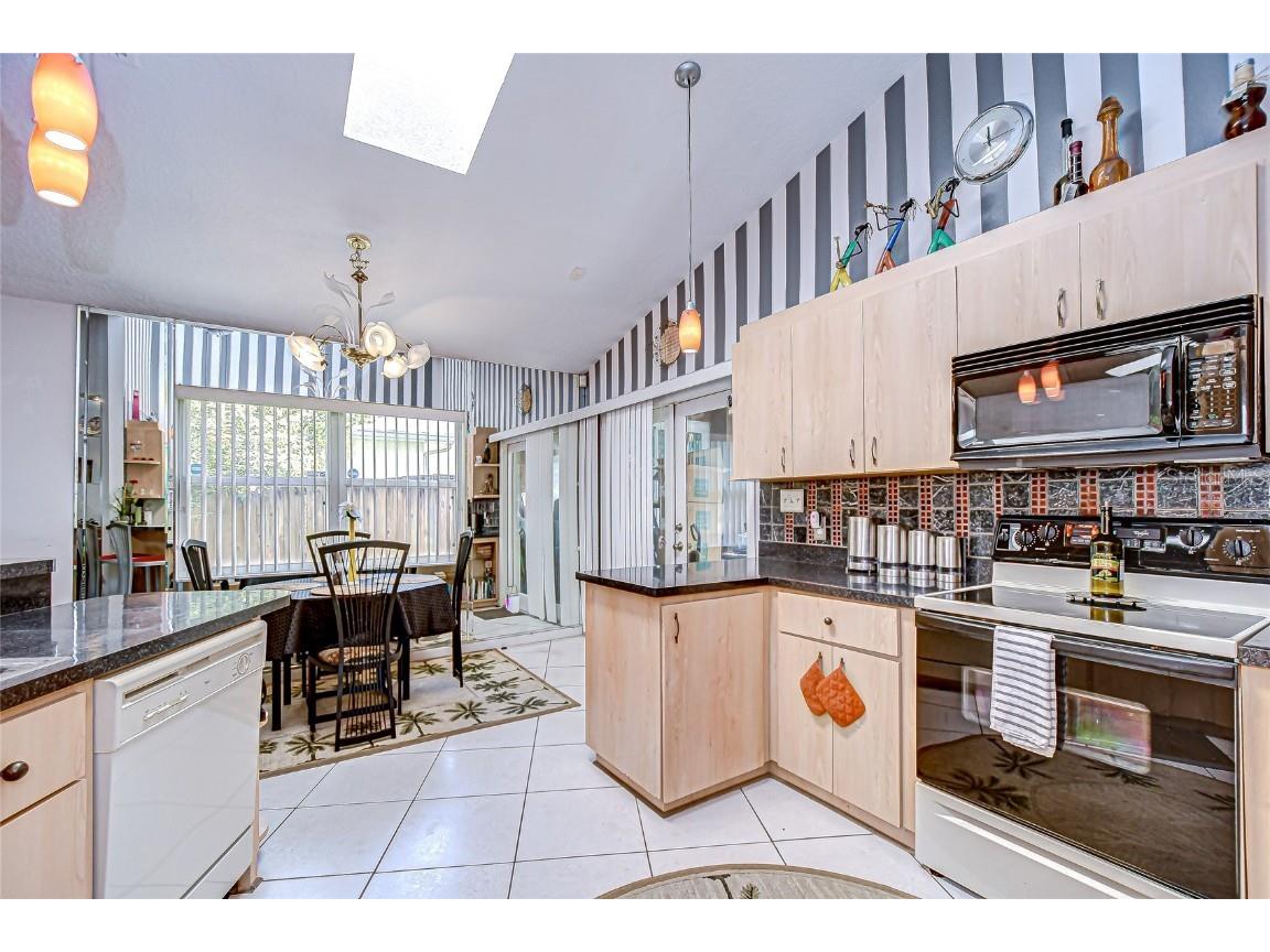 3230 N Rome Avenue Tampa FL 33607 TB8437056 image38