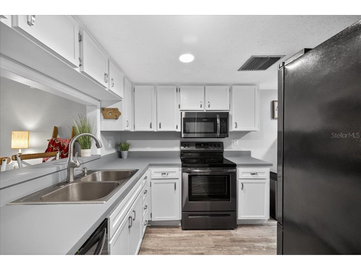 3230 Teeside Drive New Port Richey FL 34655 W7881198 image7