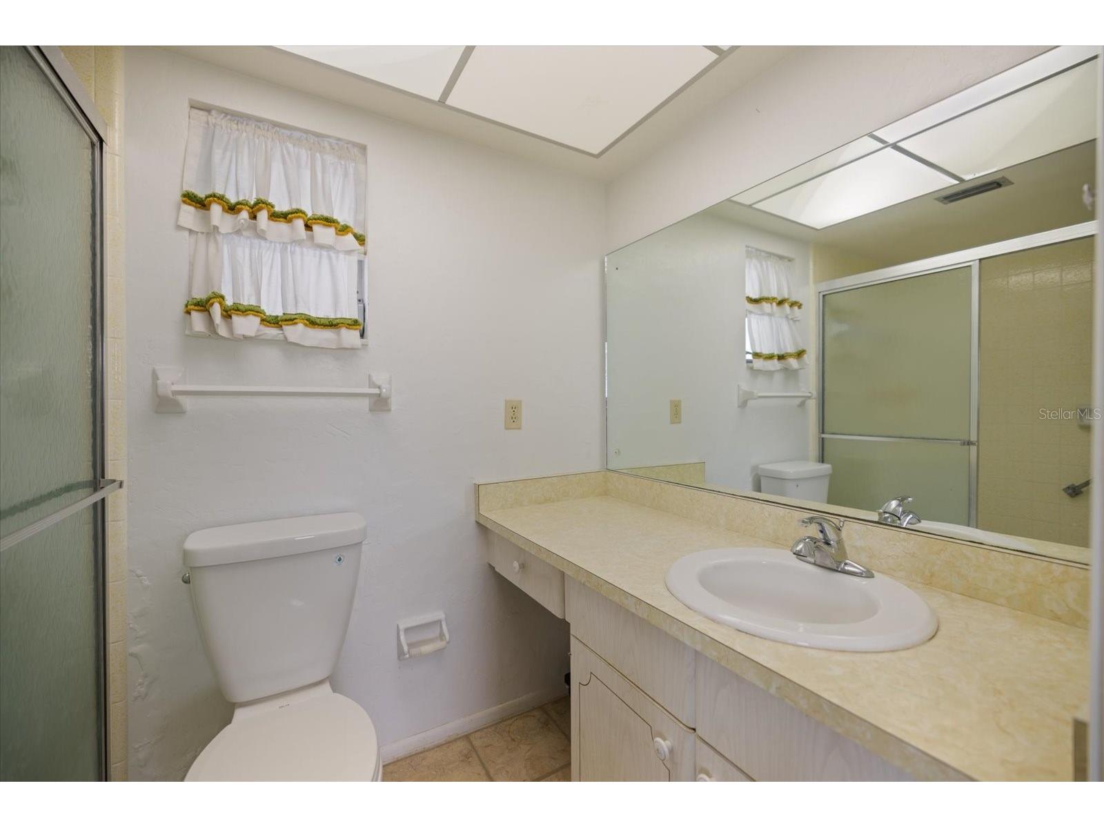 3230 Village Green Drive #1032 Sarasota FL 34239 A4683197 image17