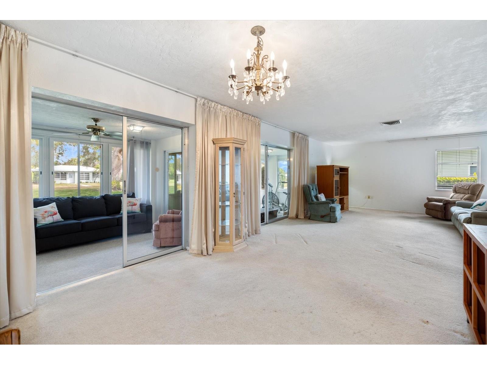 3230 Village Green Drive #1032 Sarasota FL 34239 A4683197 image8