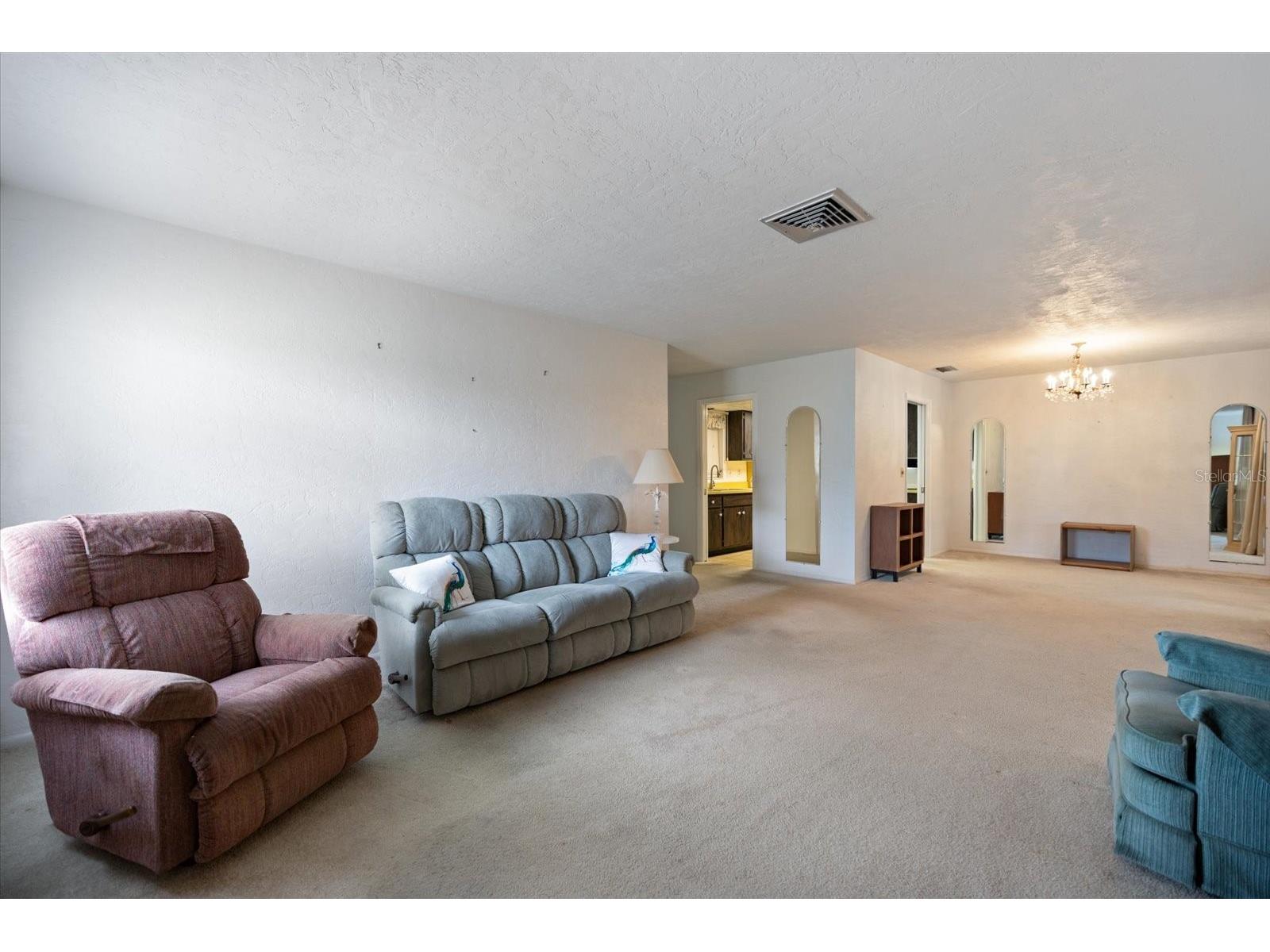 3230 Village Green Drive #1032 Sarasota FL 34239 A4683197 image9