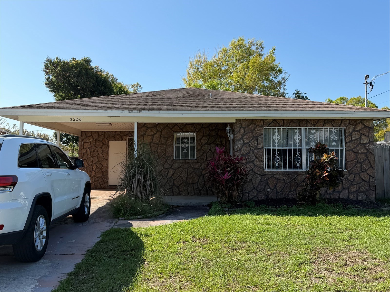 3230 W Saint Conrad Street Tampa FL 33607 TB8486249 image1