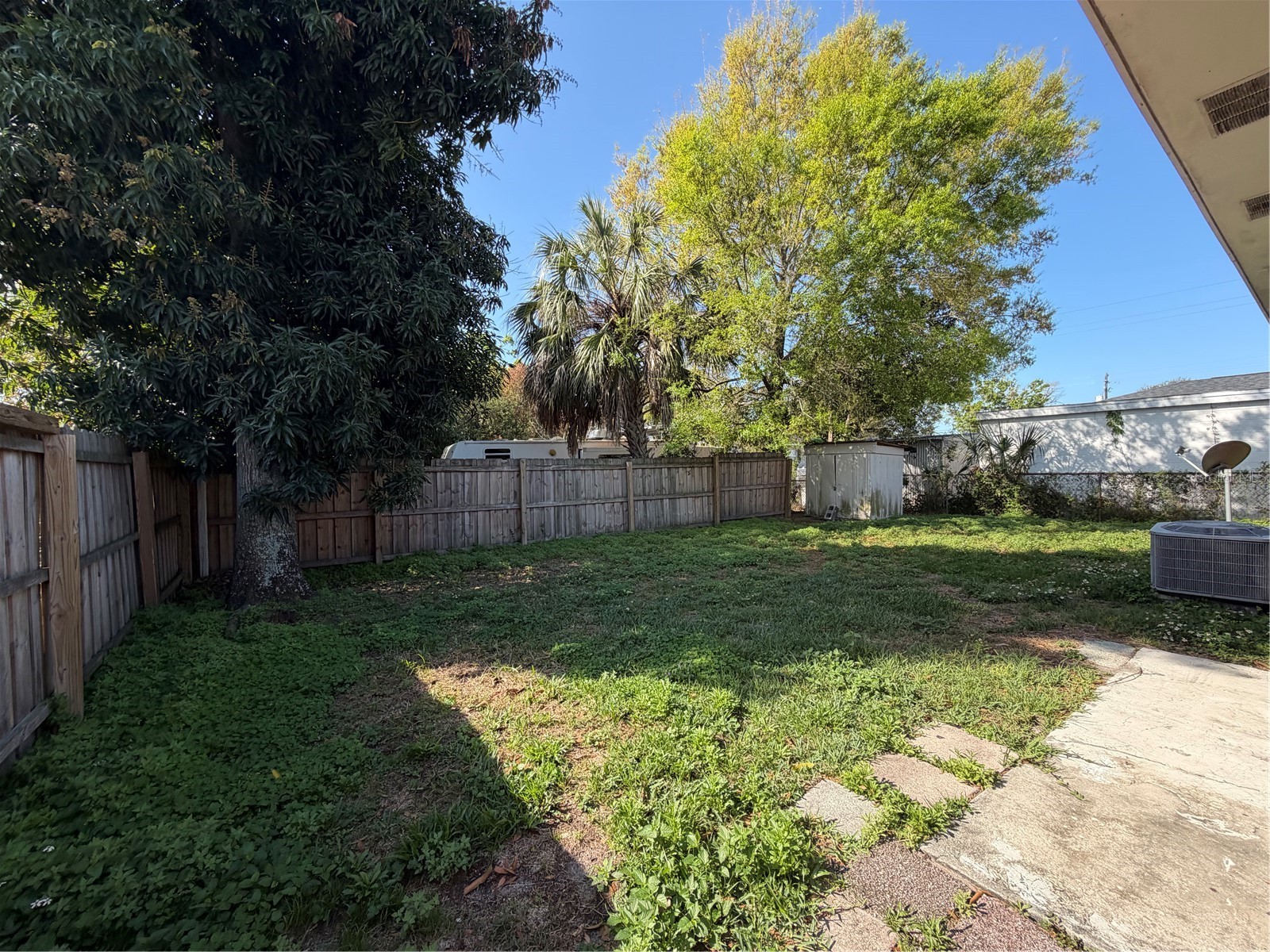 3230 W Saint Conrad Street Tampa FL 33607 TB8486249 image17