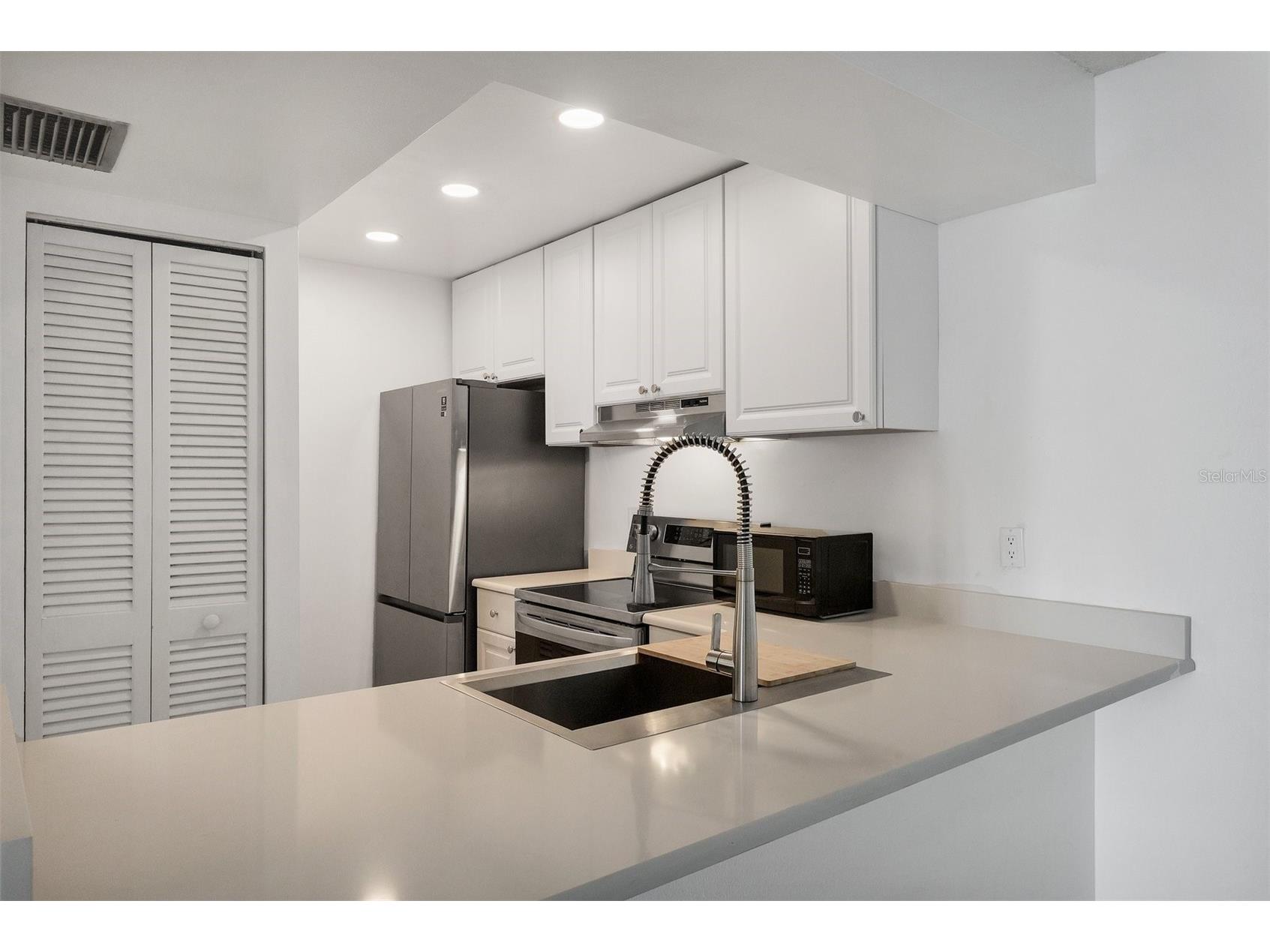 3231 Beneva Road #103 Sarasota FL 34232 A4678445 image8