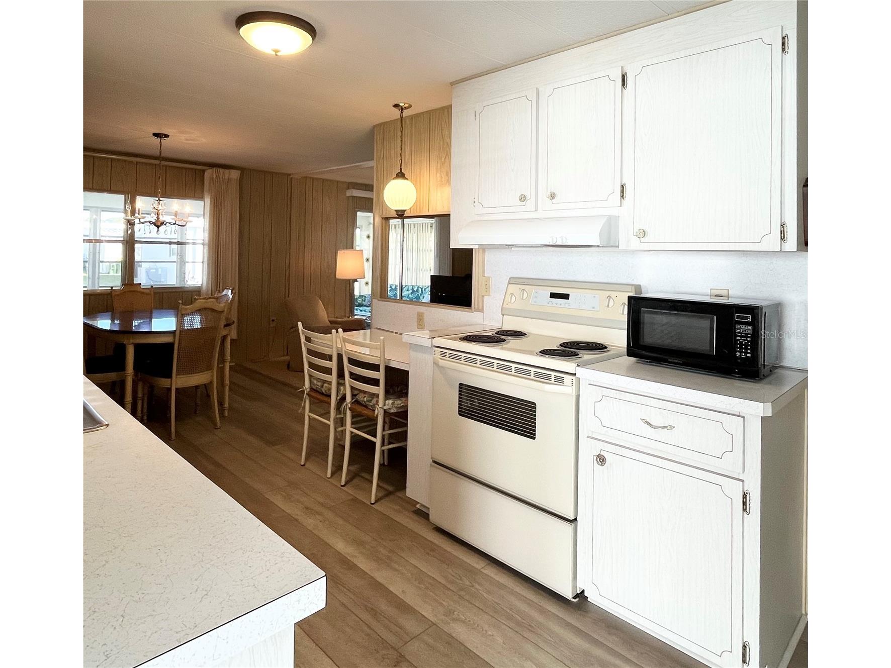 3232 Ash Terrace Sarasota FL 34237 A4680691 image13