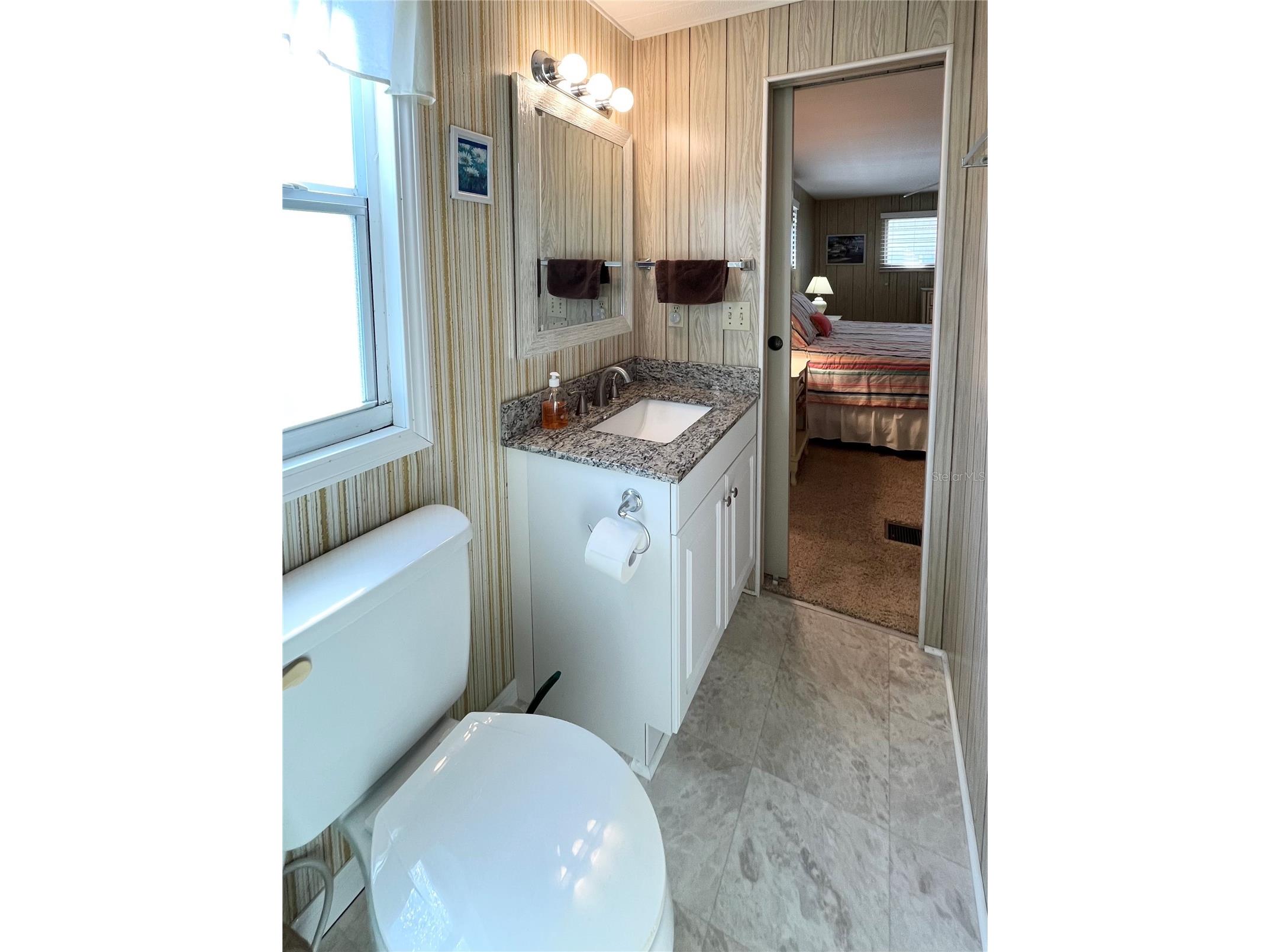3232 Ash Terrace Sarasota FL 34237 A4680691 image26