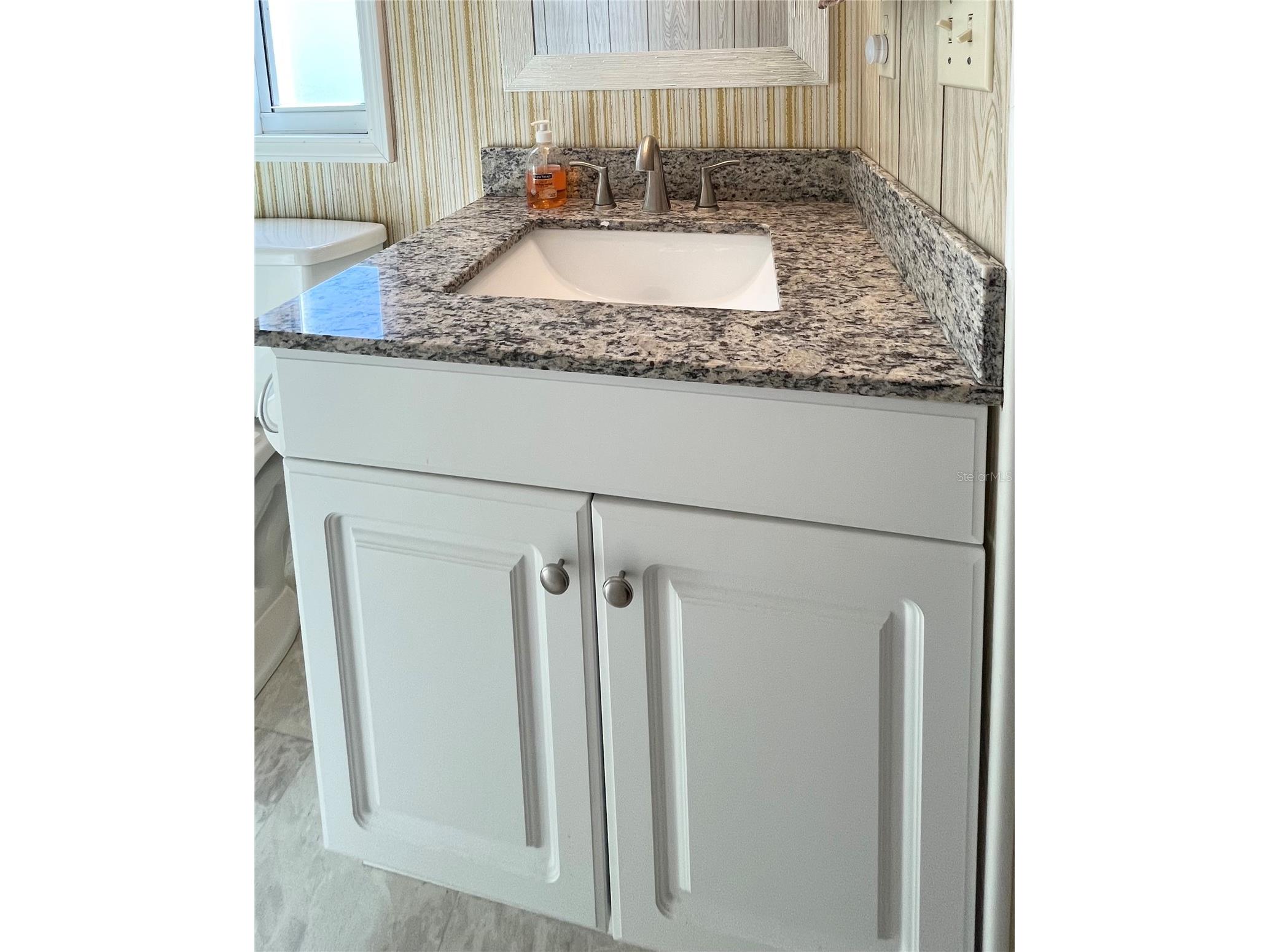 3232 Ash Terrace Sarasota FL 34237 A4680691 image27