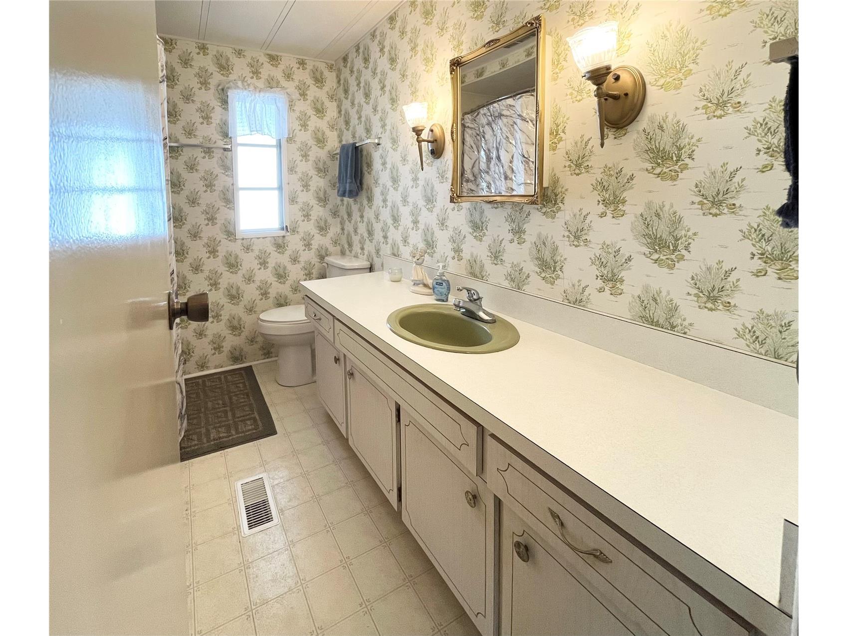 3232 Ash Terrace Sarasota FL 34237 A4680691 image31