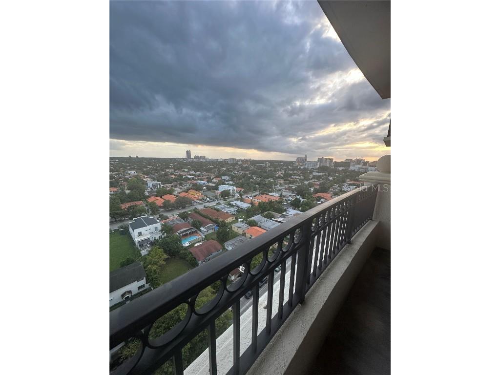 3232 Coral Way #1607 Miami FL 33145 GC534889 image3