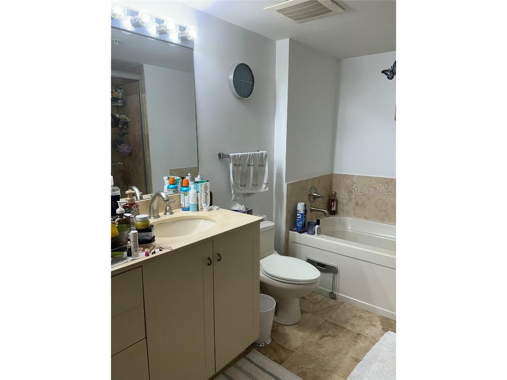 3232 Coral Way #1607 Miami FL 33145 GC534889 image7