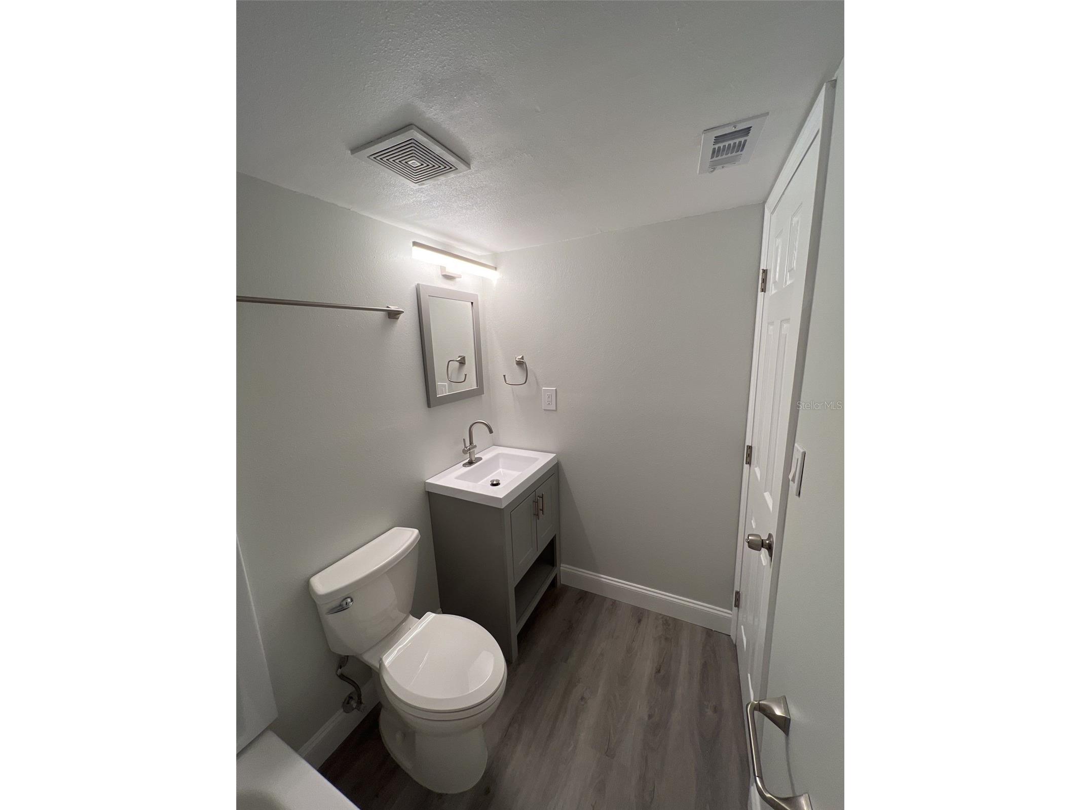 3232 Fruitville Road Sarasota FL 34237 A4679090 image4