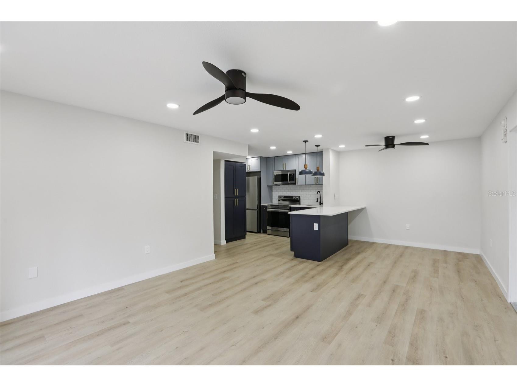 3232 Lake Pine Way E #A2 Tarpon Springs FL 34688 TB8492352 image9