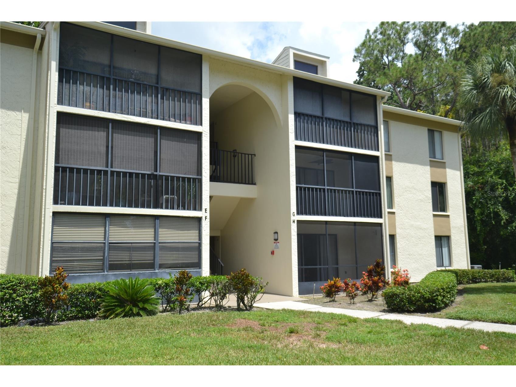 3232 Lake Pine Way E #H2 Tarpon Springs FL 34688 TB8410236 image1