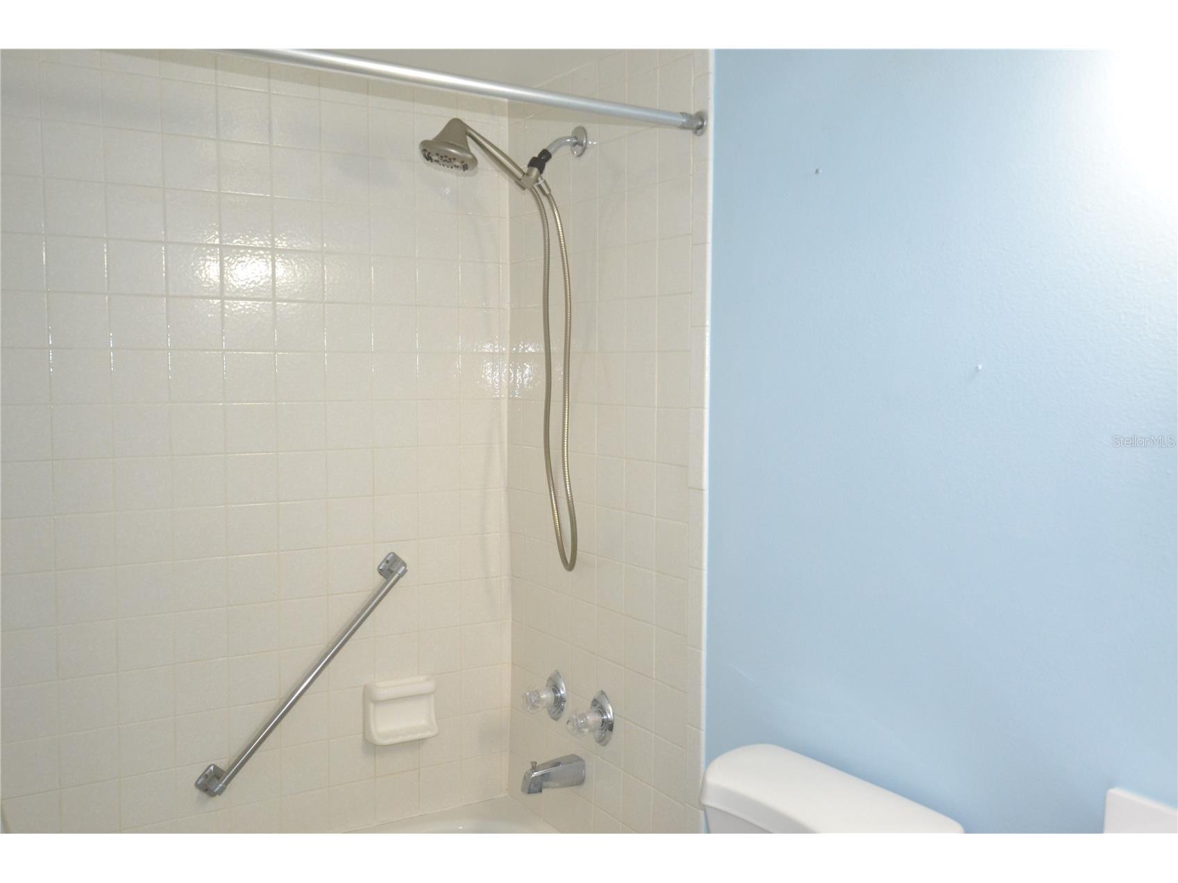 3232 Lake Pine Way E #H2 Tarpon Springs FL 34688 TB8410236 image9