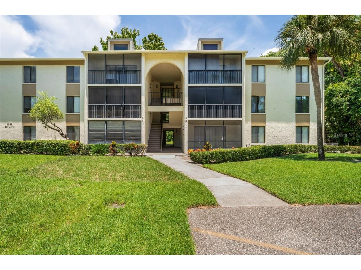 3232 Lake Pine Way E #H2 Tarpon Springs FL 34688 W7866366 image1