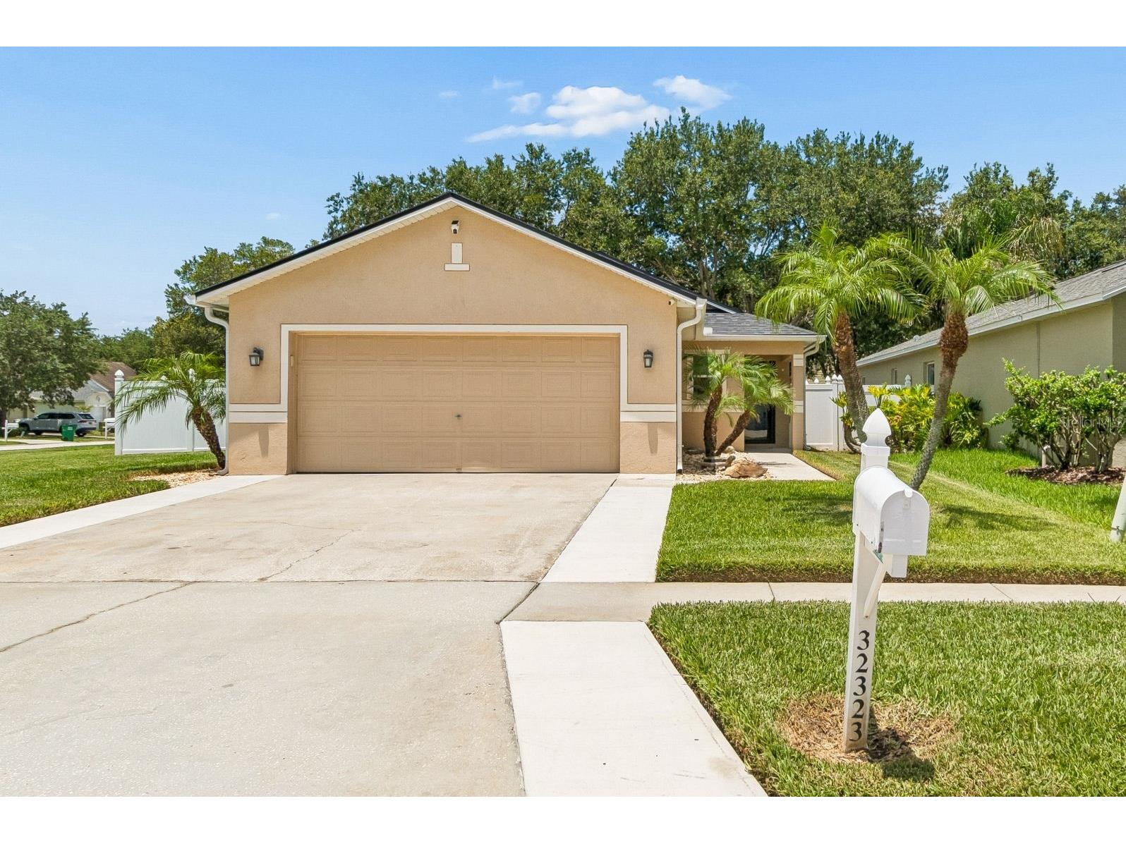 32323 Fish Hook Loop Wesley Chapel FL 33545 O6423137 image4