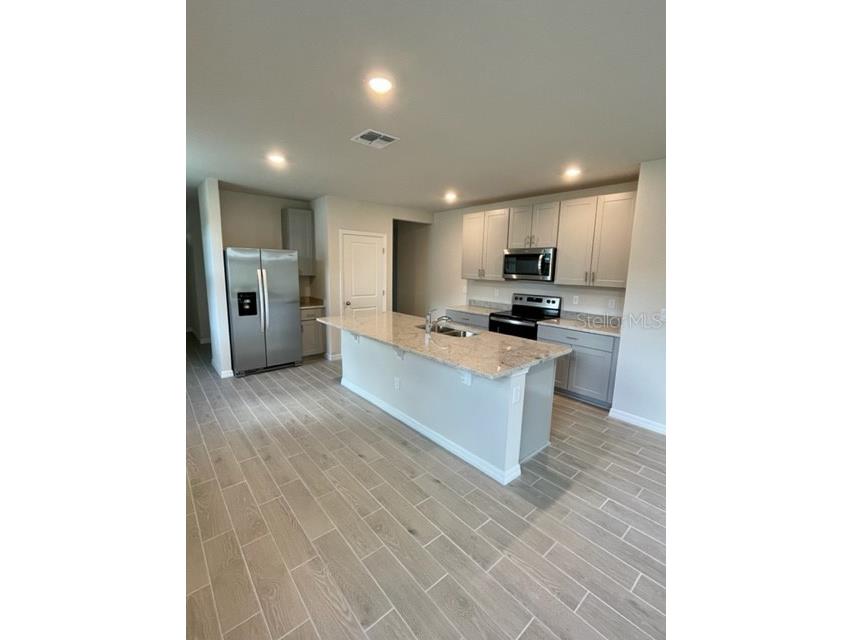 3233 Fresno Place Zephyrhills FL 33543 O6316389 image6