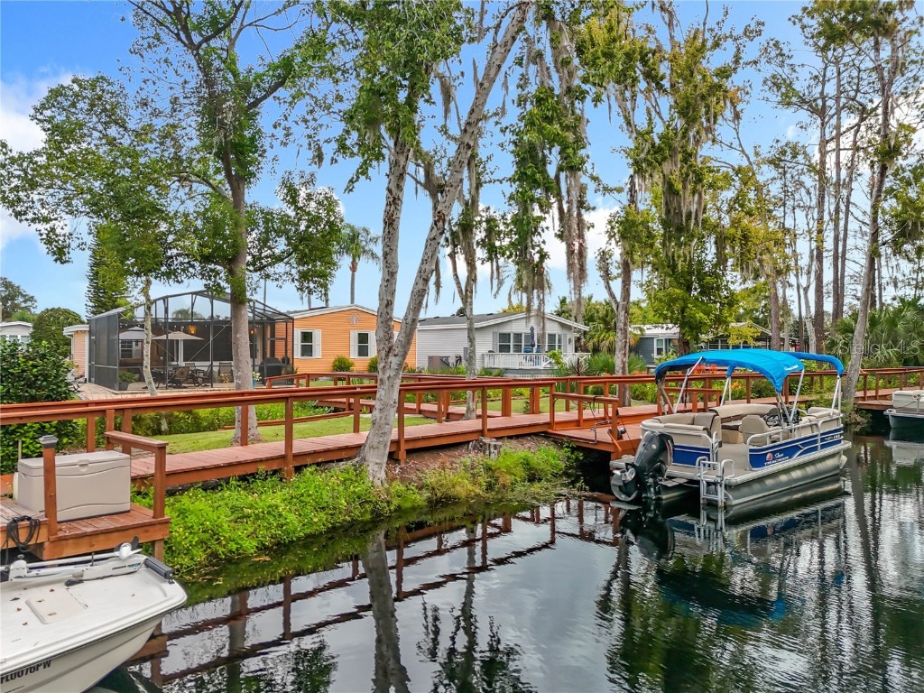 3233 Myakka River Road Tavares FL 32778 - LAKE HARRIS / HARRIS CHAIN G5103166 image1