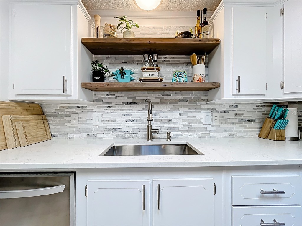 3233 Myakka River Road Tavares FL 32778 - LAKE HARRIS / HARRIS CHAIN G5103166 image8