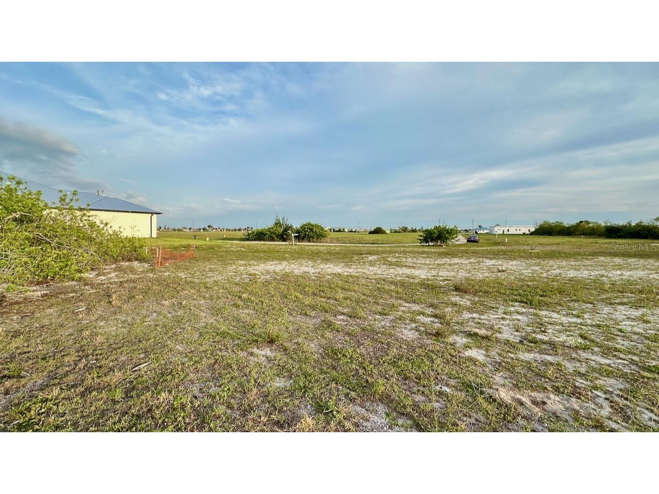 3233 NW 9th Street Cape Coral FL 33993 - HERMOSA CANAL TB8503461 image17