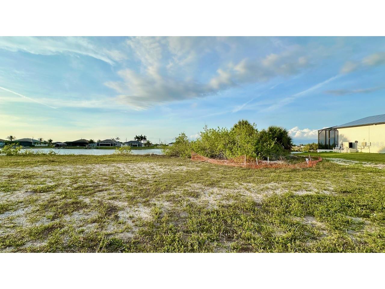 3233 NW 9th Street Cape Coral FL 33993 - HERMOSA CANAL TB8503461 image2
