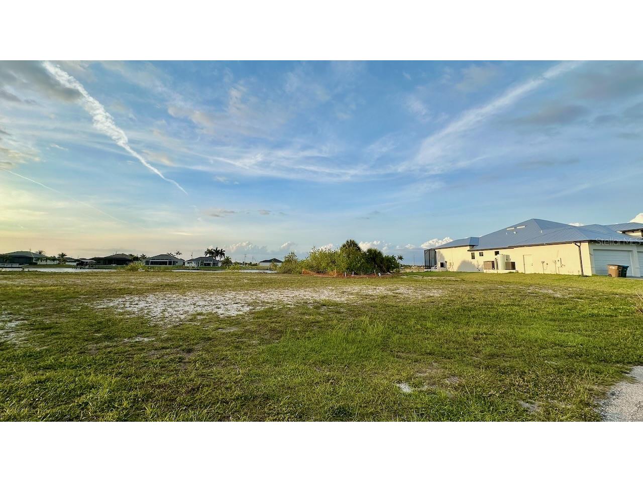 3233 NW 9th Street Cape Coral FL 33993 - HERMOSA CANAL TB8503461 image3