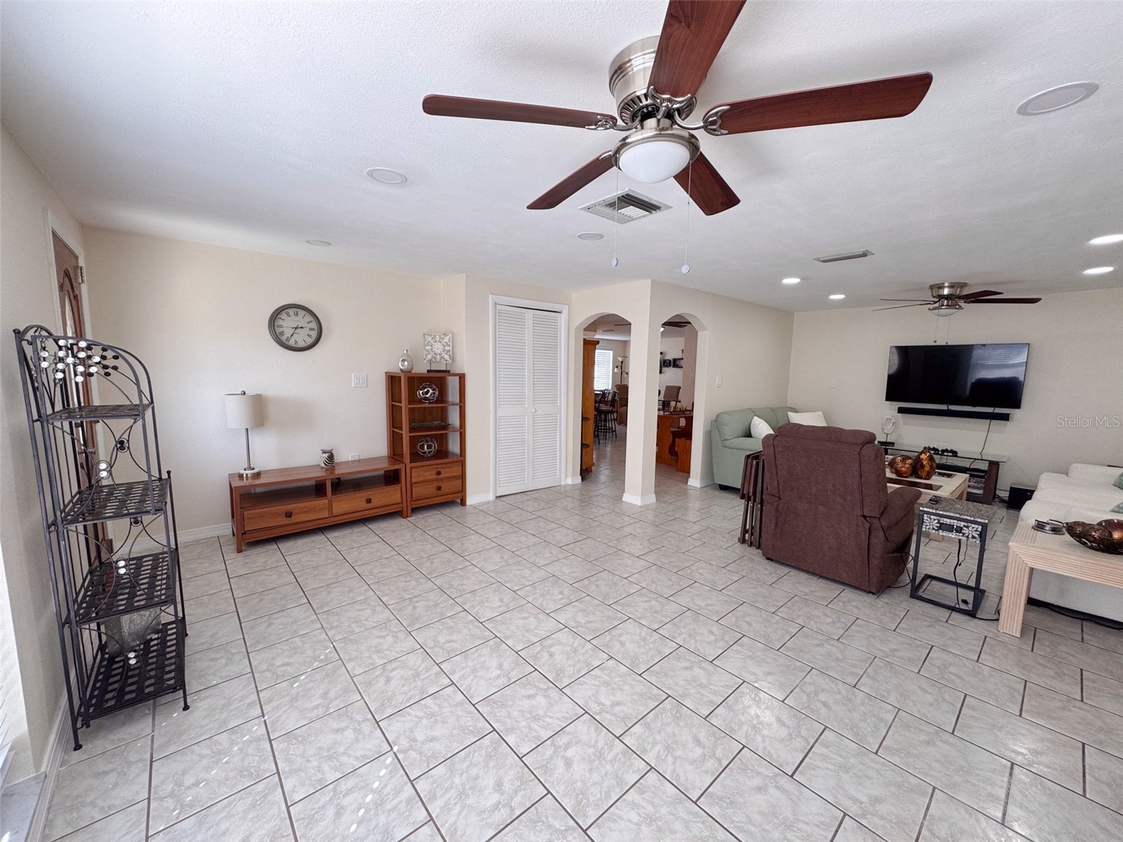 3233 Salisbury Drive Holiday FL 34691 W7883730 image10