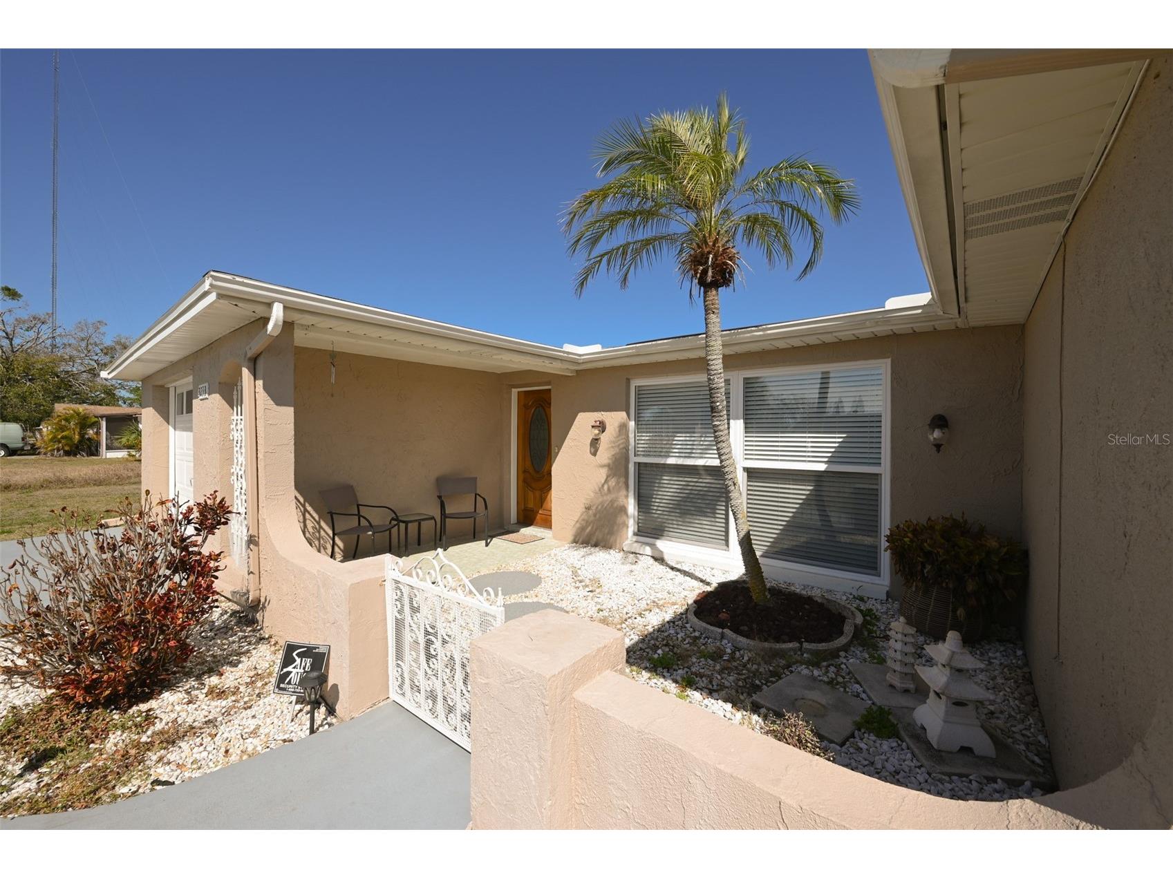 3233 Salisbury Drive Holiday FL 34691 W7883730 image3