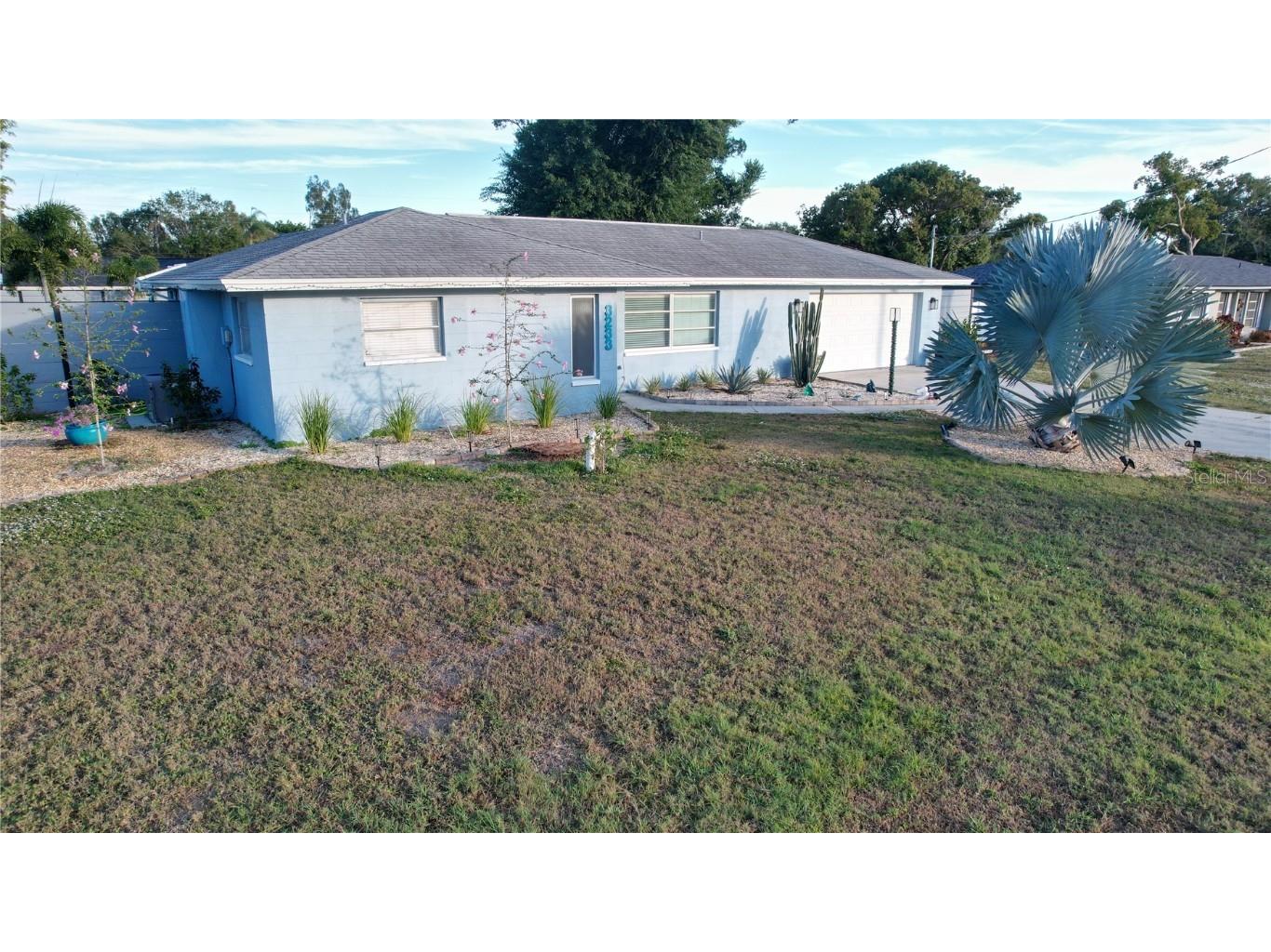 3233 Teal Avenue Sarasota FL 34232 N6141825 image1