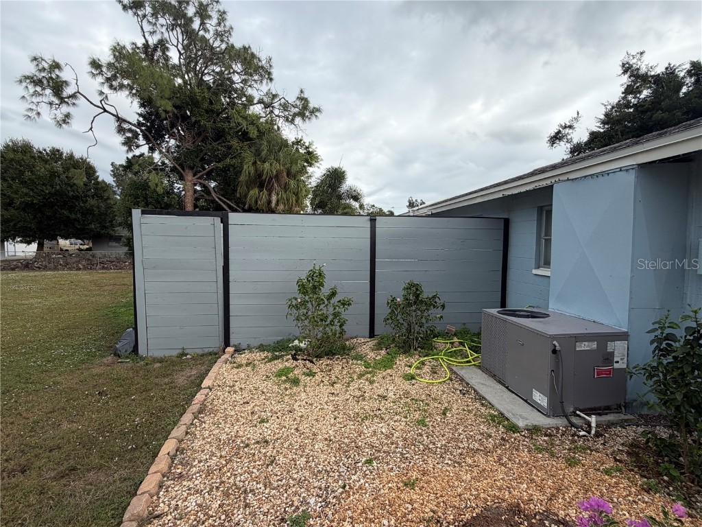 3233 Teal Avenue Sarasota FL 34232 N6141825 image35