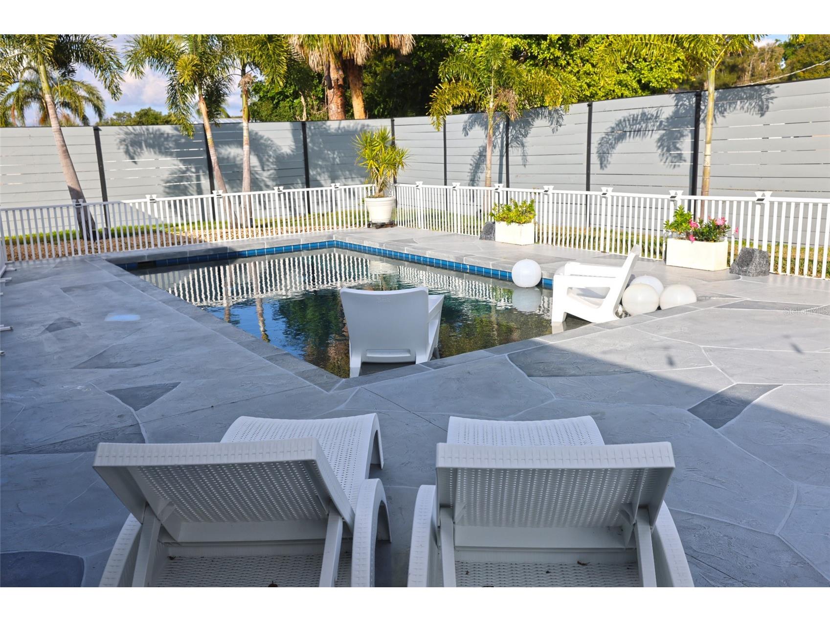 3233 Teal Avenue Sarasota FL 34232 N6141825 image43