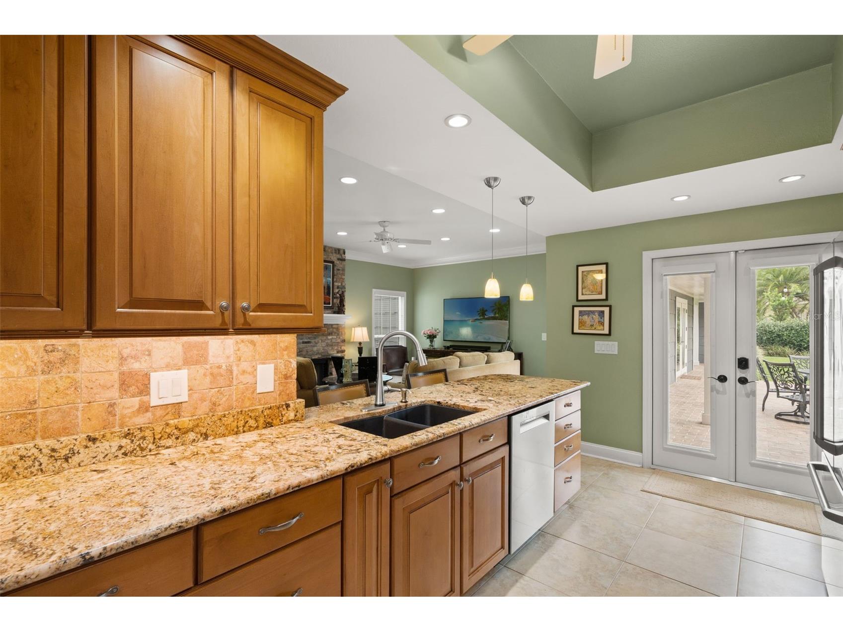 3233 W Parkland Boulevard Tampa FL 33609 TB8508199 image44