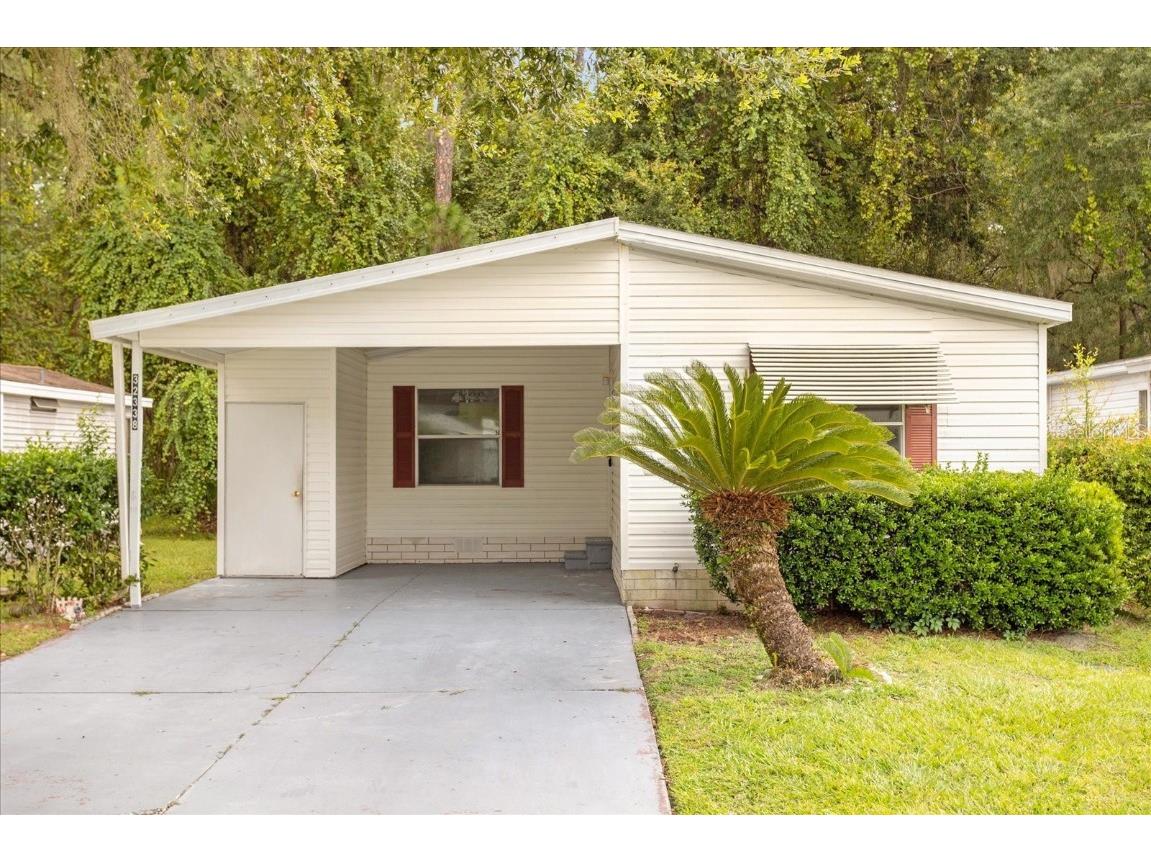 32338 Oak Park Drive Leesburg FL 34748 O6145701 image1