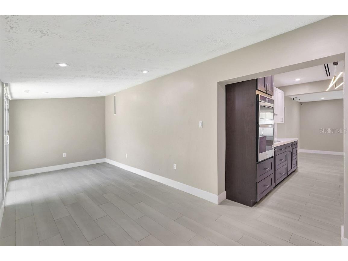 3234 Restful Lane Sarasota FL 34231 A4658946 image12