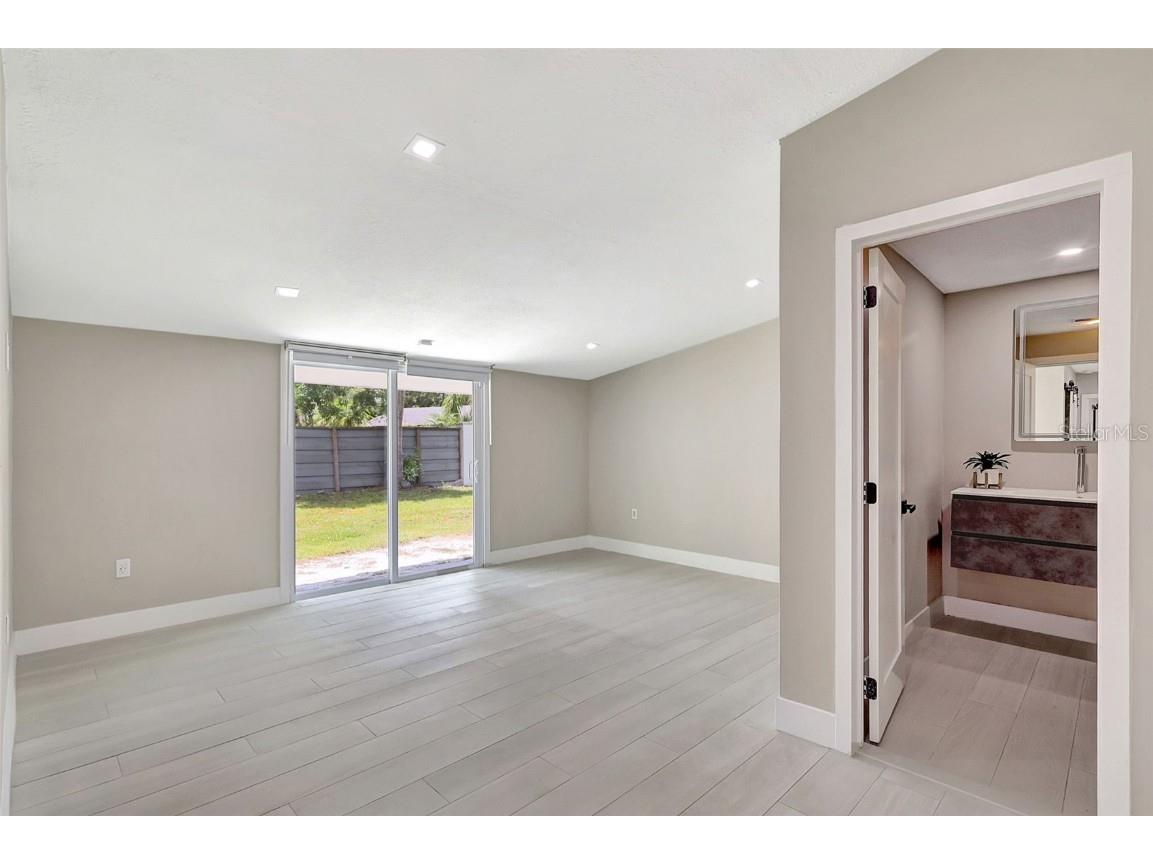 3234 Restful Lane Sarasota FL 34231 A4658946 image23