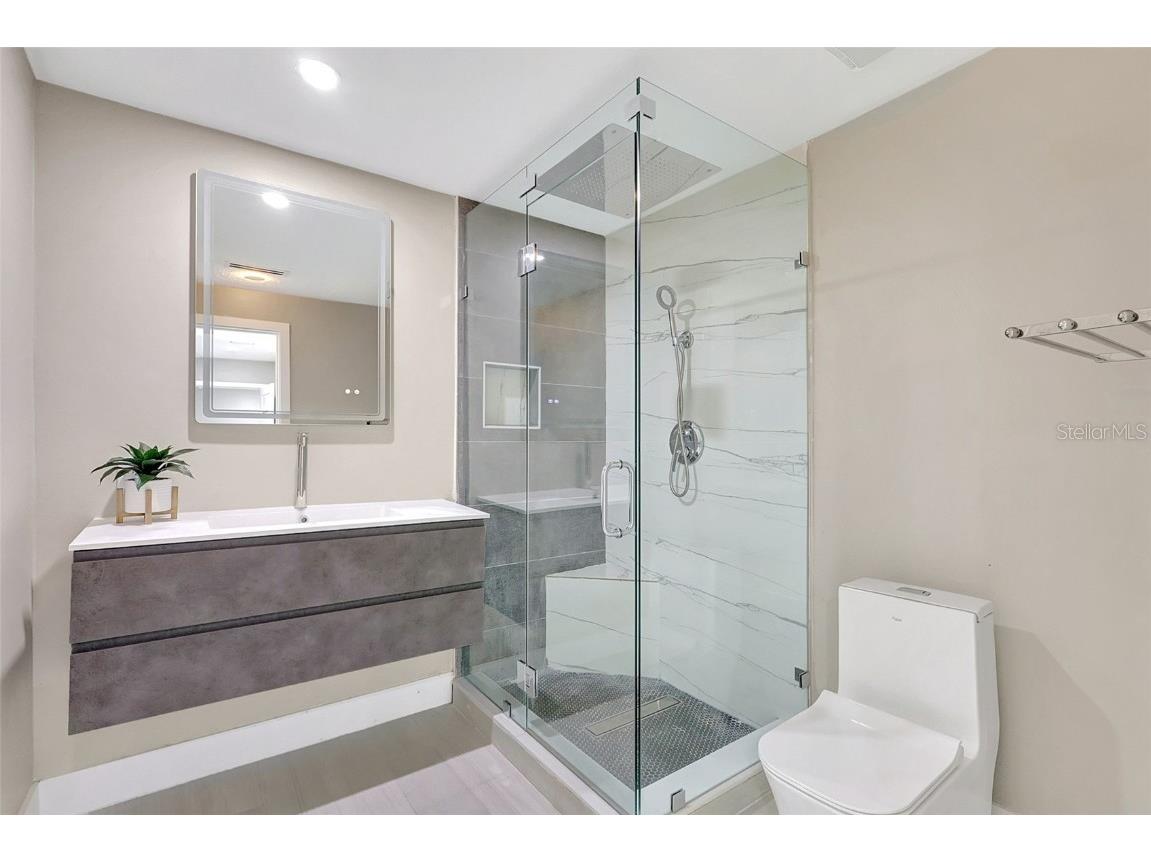 3234 Restful Lane Sarasota FL 34231 A4658946 image5