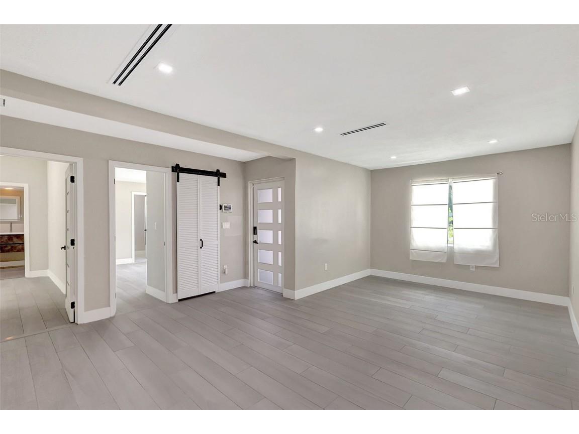 3234 Restful Lane Sarasota FL 34231 A4658946 image8