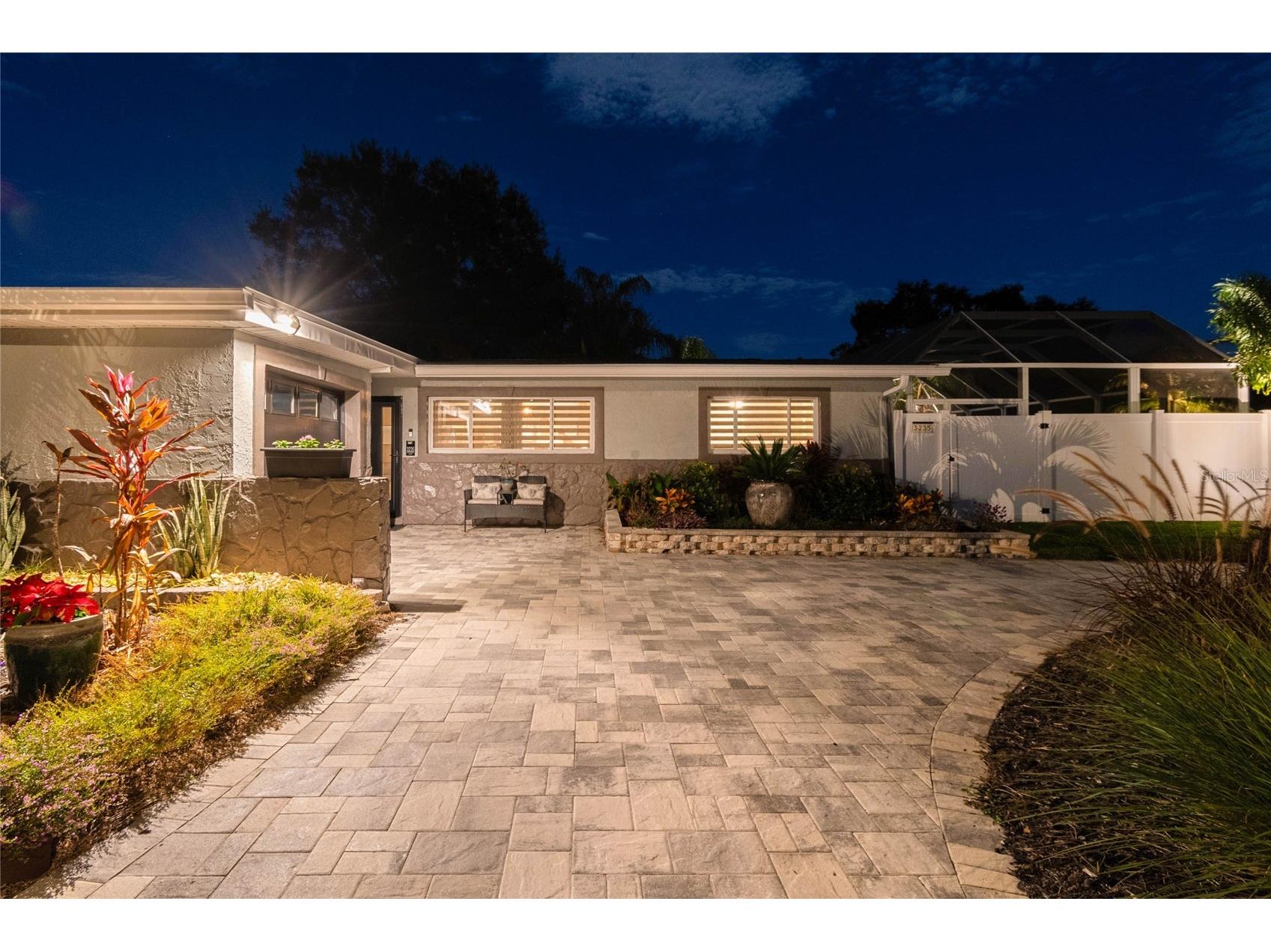 3235 57th Street N Saint Petersburg FL 33710 TB8453475 image1