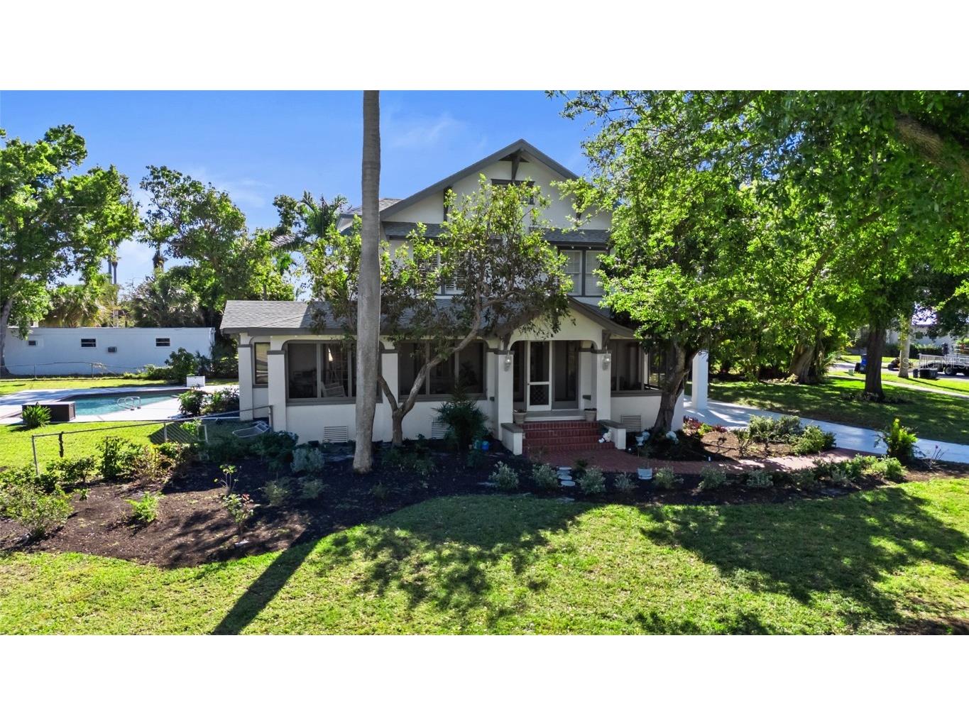 3235 Avocado Drive Fort Myers FL 33901 C7515969 image3