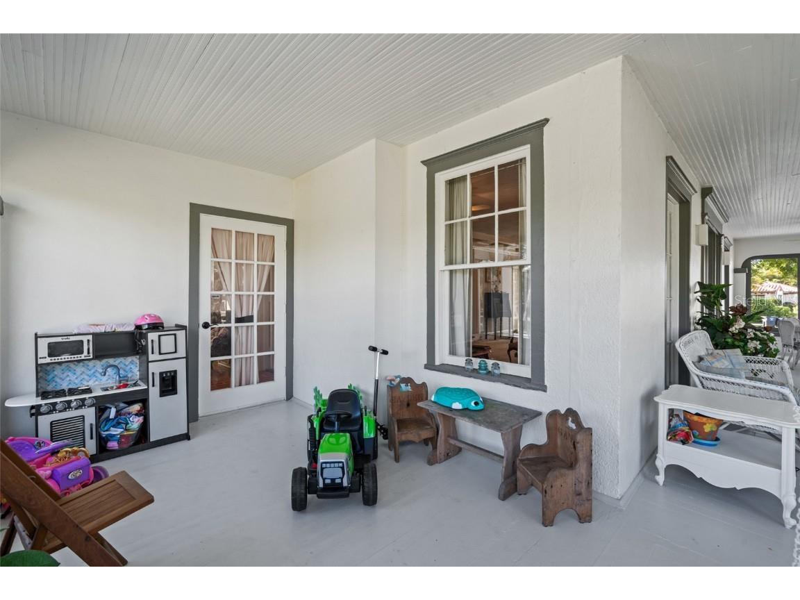 3235 Avocado Drive Fort Myers FL 33901 C7515969 image8