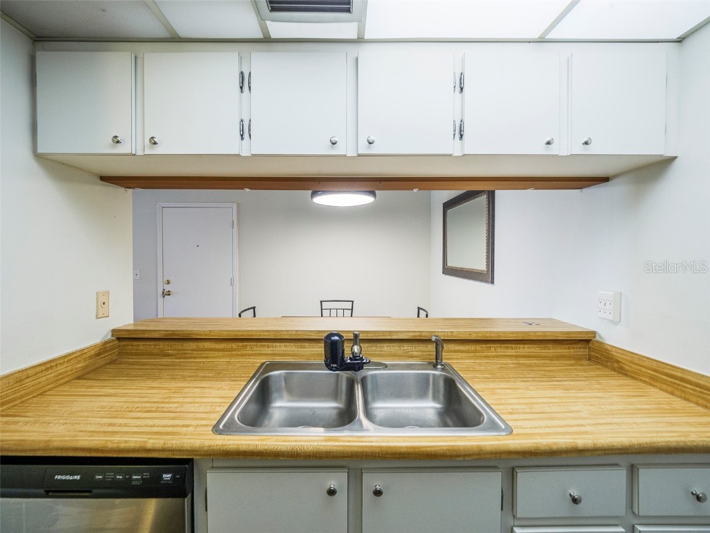 3235 Beneva Road #101 Sarasota FL 34232 D6145438 image16