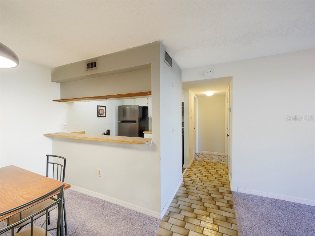 3235 Beneva Road #101 Sarasota FL 34232 D6145438 image3