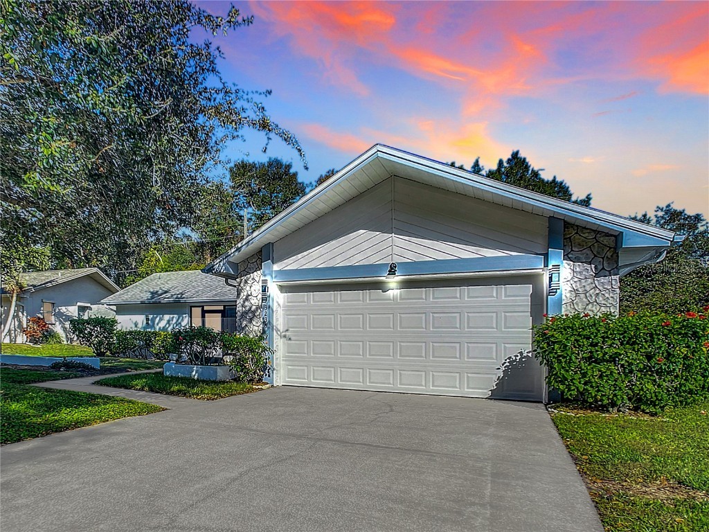 3235 E Dorchester Drive Palm Harbor FL 34684 U8213316 image1