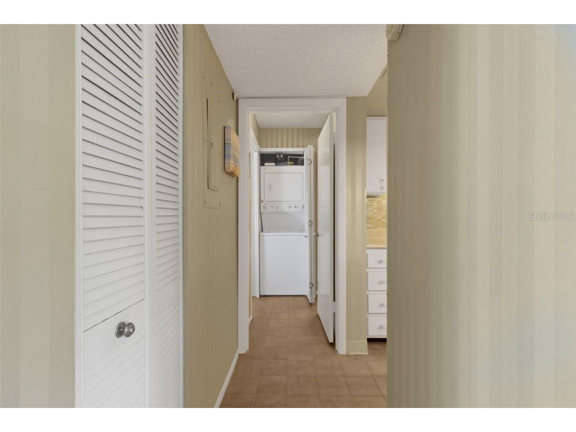 3235 Gulf Of Mexico Drive #A305 Longboat Key FL 34228 - GULF OF MEXICO/SARASOTA BAY A4646346 image23